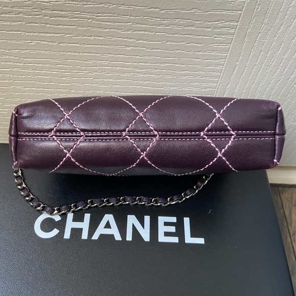 Chanel Mini Pochette Chain Handbag - Picture 5 of 12